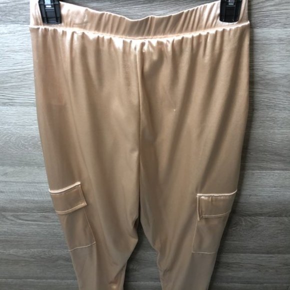 Asos Petite Womens Size 4 Silky Tan Cargo Joggers - Picture 6 of 8